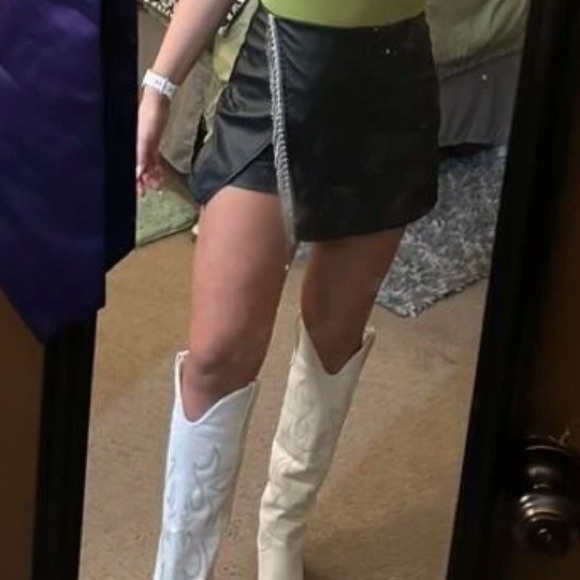 Faux leather mini skirt shorts - skort,  rhinestone embellished fringe trim NWT - Picture 4 of 8